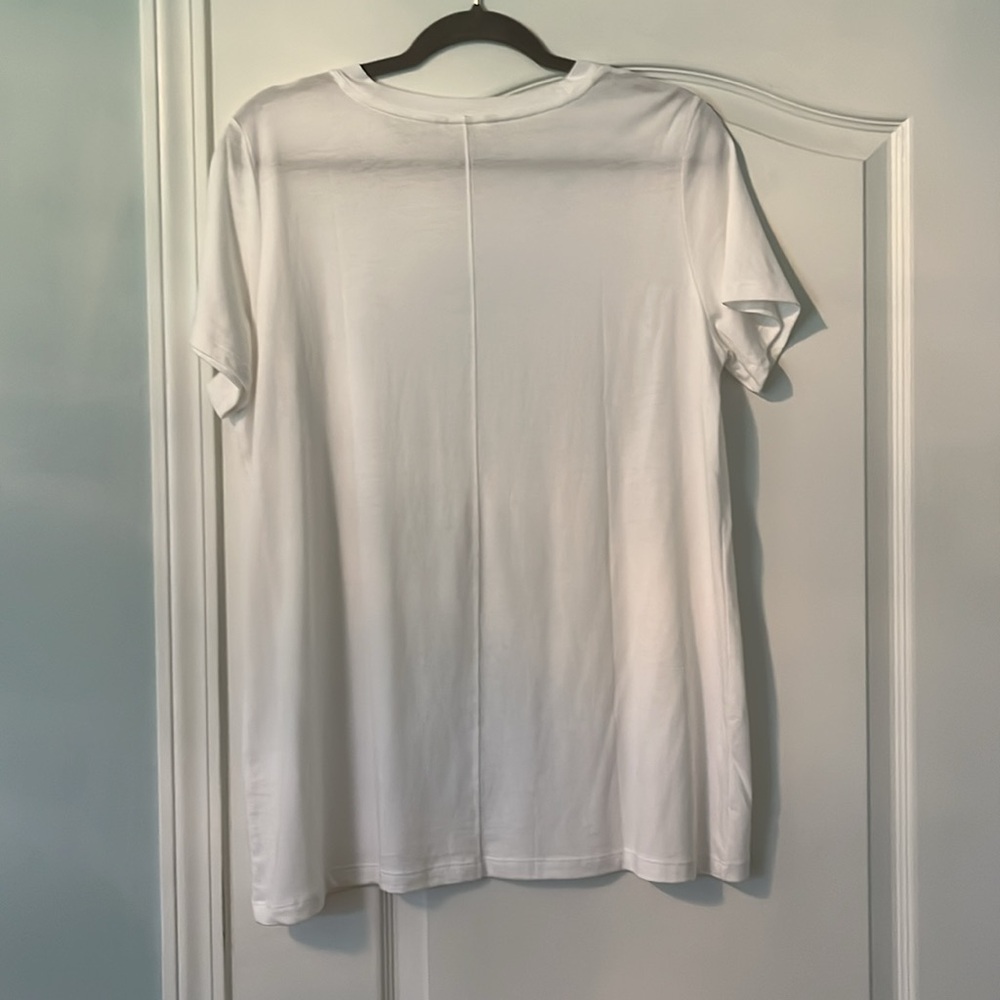 NWOT Sz Large Not Monday Emma White Short Sleeve T Shirt - Picture 7 of 10